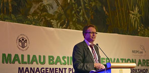 Peter Feilberg at Maliau Basin ceremony