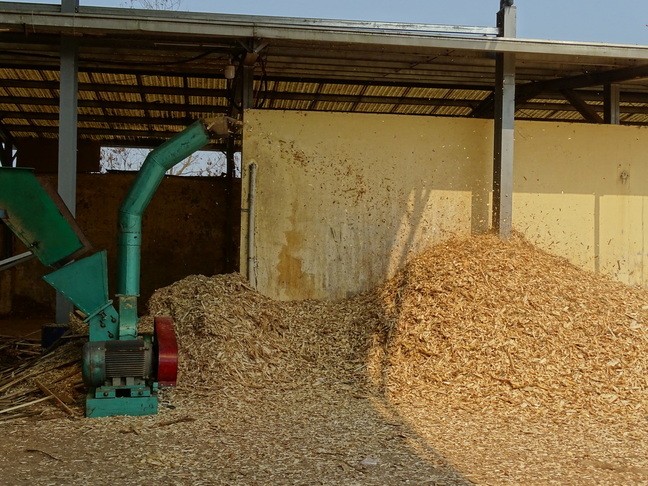 Borrowed chopper for wood chipping purposes